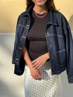 Handgemachtes Perlenarmband Jasmine fine getragen